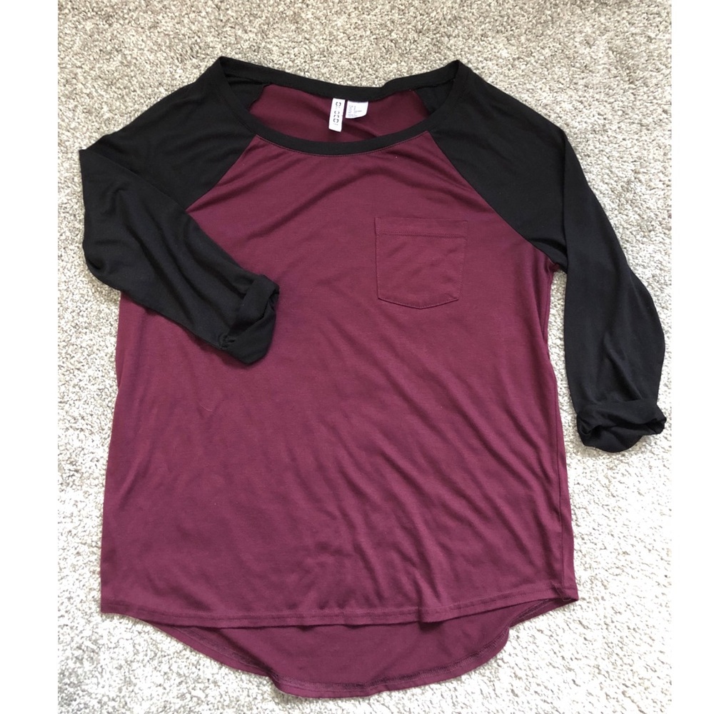 DIVIDED | Baseball tee